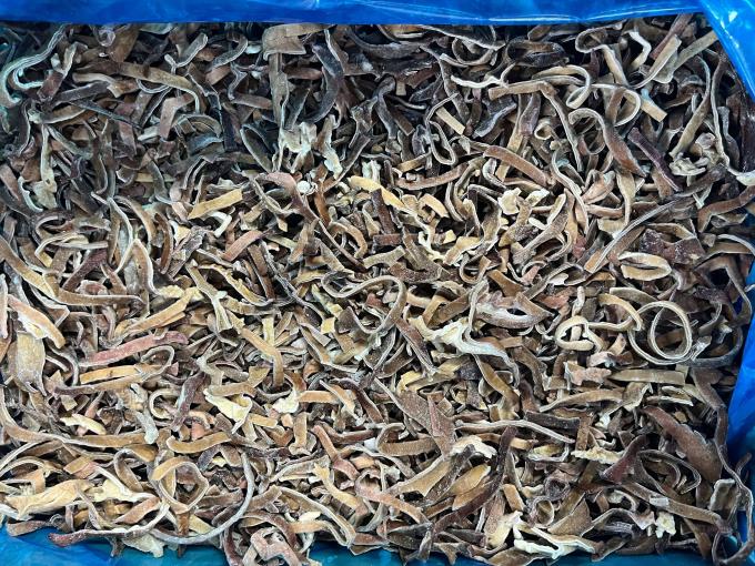 Sinocharm Musim Baru BRC Bersertifikat W 4-6mm Jamur Beku Segar IQF Irisan Jamur Kuping Hitam 2